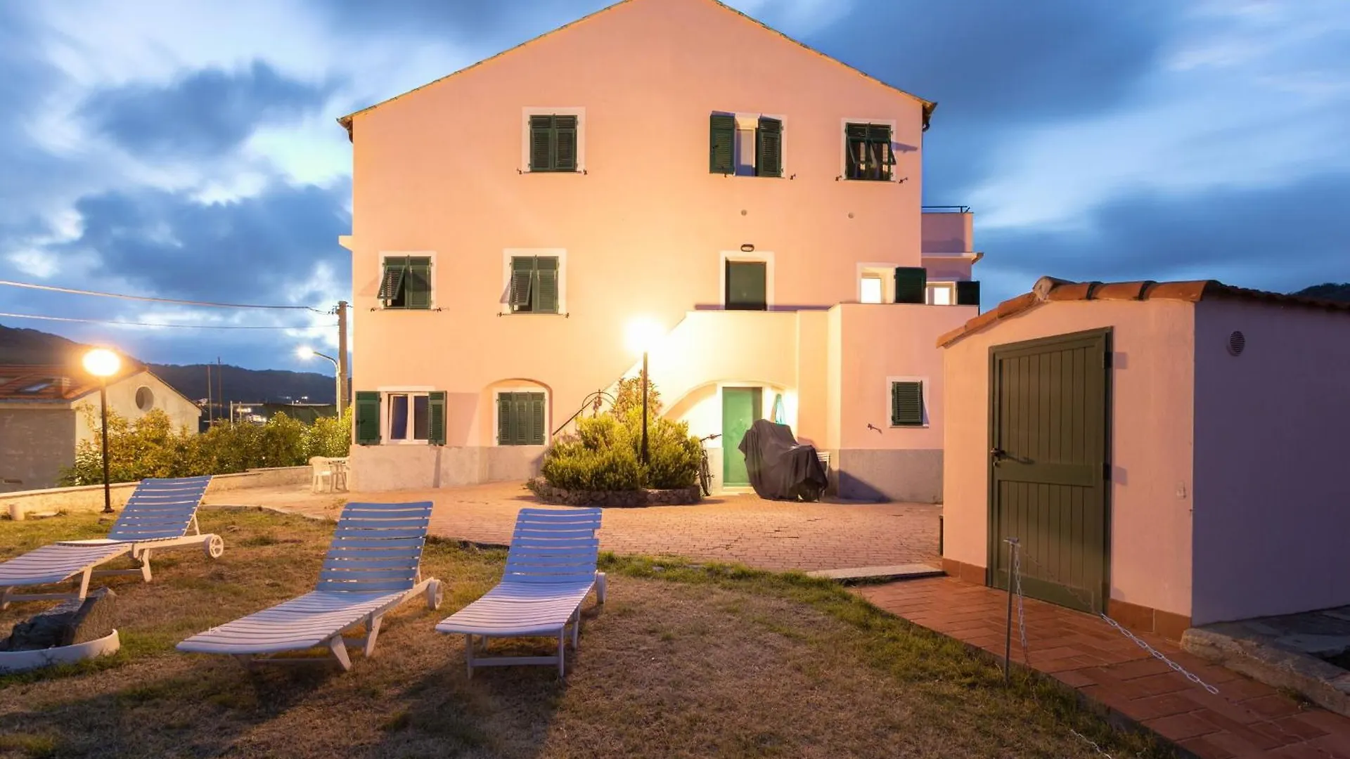 Villa Zafferano Suites - Basilico Celle Ligure 0*,  Italy