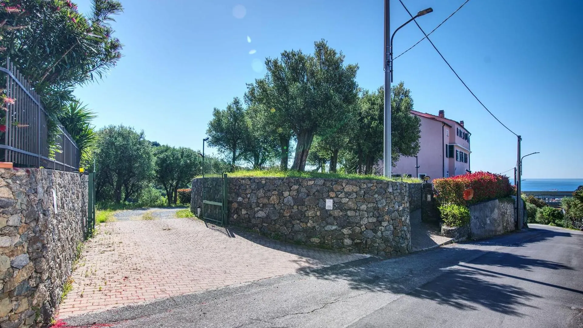 Apartment Villa Zafferano Suites - Basilico Celle Ligure